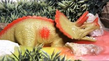 Dinosaur Toys Videos Play Doh Surprise Egg Dinosaur Fighting Other Dinosaurs Battle 2