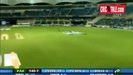 Pakistan wins with final over six