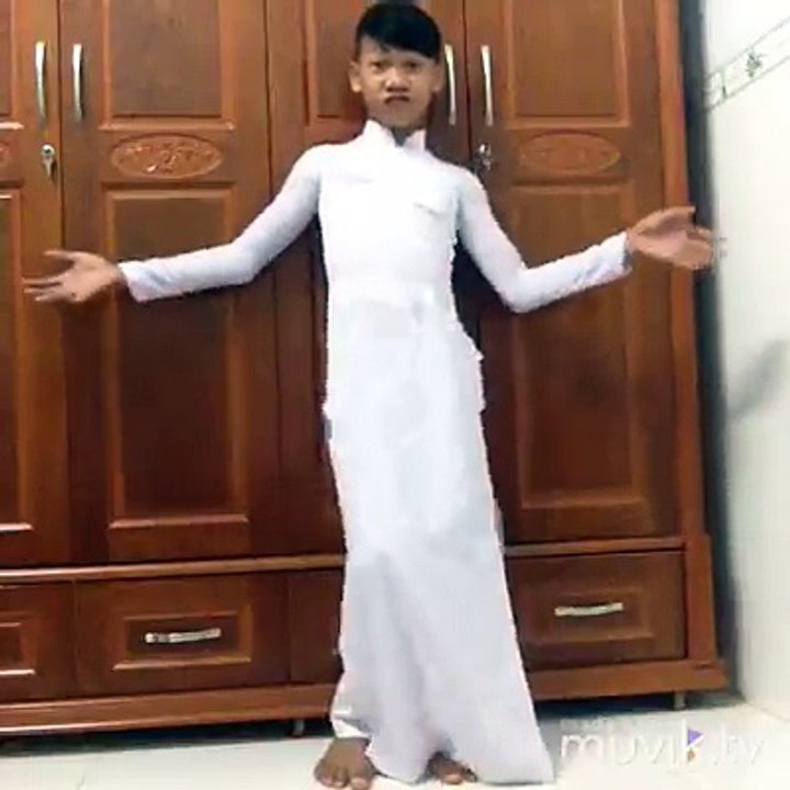 are pleased to shake you see / Anh có muốn cùng " lắc kiu lắc kiu " với em không nà