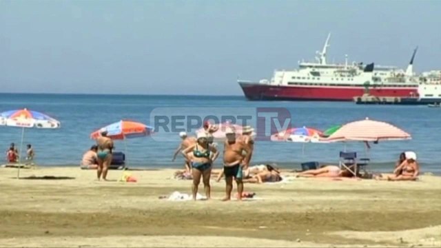 Report TV - Pushimet, Qeveria: Ja rregullat për marrjen e plazheve me qira