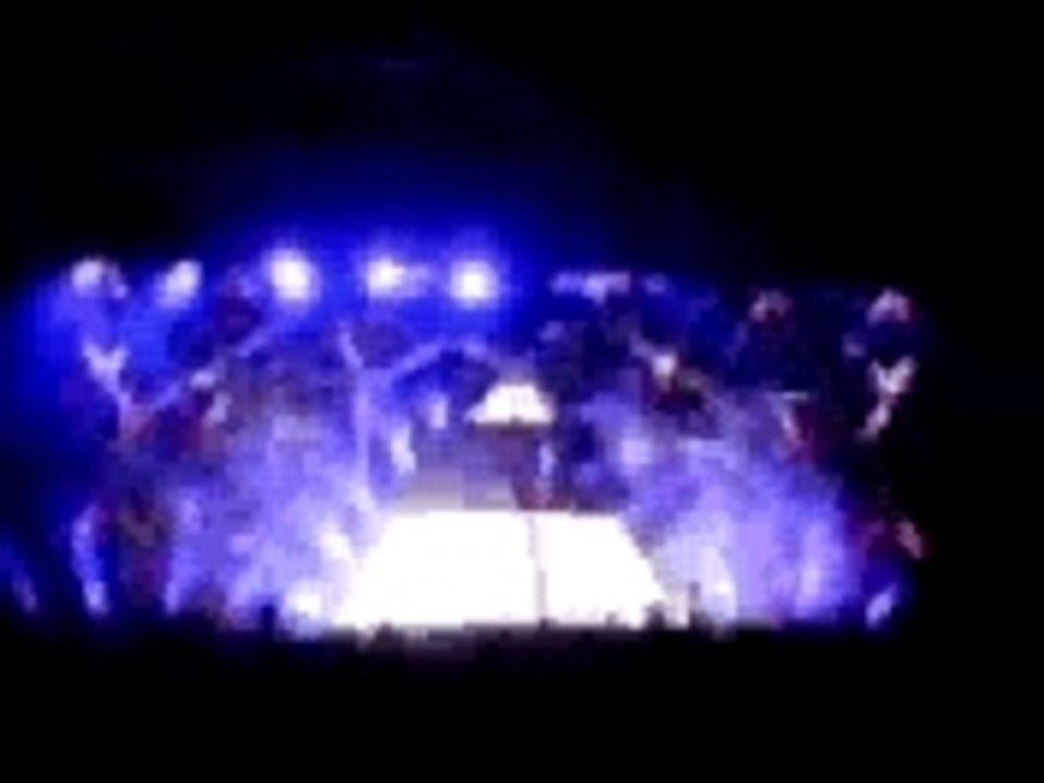 daft punk - 26.06.07 - arenes de nimes - video20
