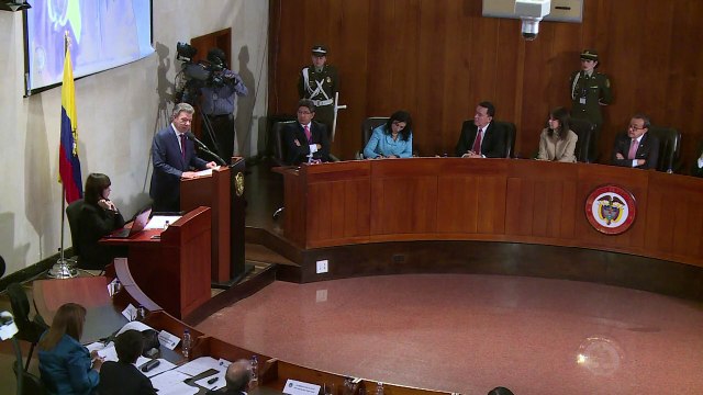 Santos pide a alta corte plebiscito sobre acuerdo de paz