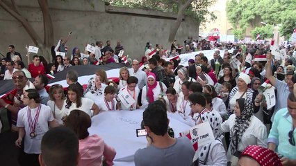 Homenagem às vítimas do voo da EgyptAir