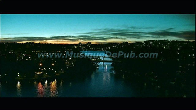 pub Volvo V40 2016 [HQ]