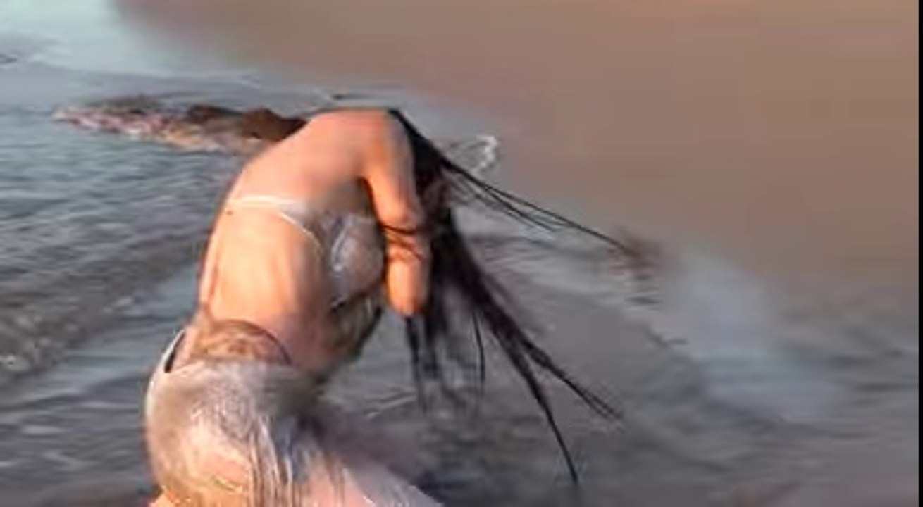 SEXY HOT Bellydance in Hawaii by Belly dancer