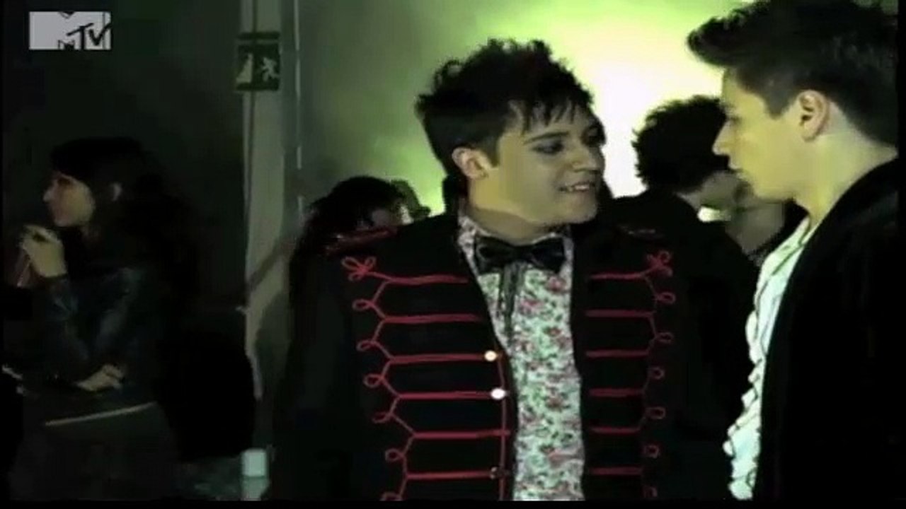 ultimo año-momento gay de leo parte1