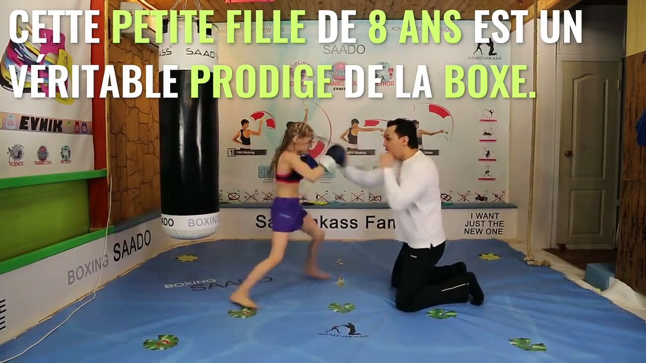 A 8 ans seulement cette petite fille  démontre des qualités de boxeuses exceptionnelles