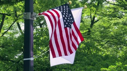 Obama dépose une couronne à Hiroshima, 71 ans après la bombe