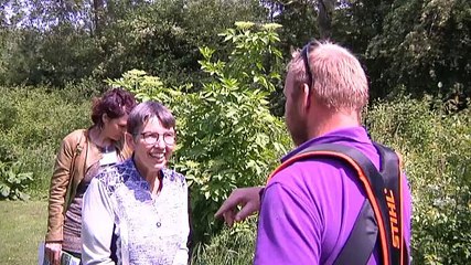 Staatssecretaris Klijnsma bezoekt werkprojecten in het Westerkwartier - RTV Noord