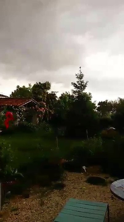 Gros coup de vent à Bourras