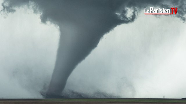 Il parcourt des kilomètres pour photographier des tornades