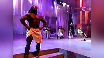 Phillyfire2003 "Remembers The Time" on the Soul Train Music Awards when Michael Jackson sat to perform in the nineties.