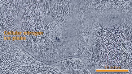 Pluton comme si vous étiez grâce à ce zoom en vidéo de la Nasa