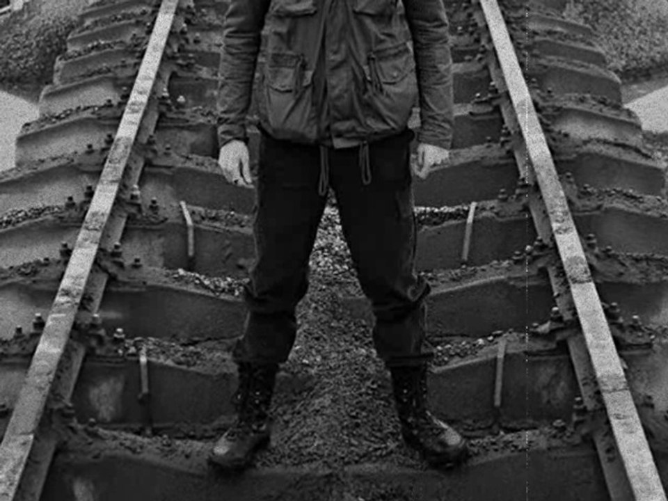 Die Vision - B4/ Holy Sirens