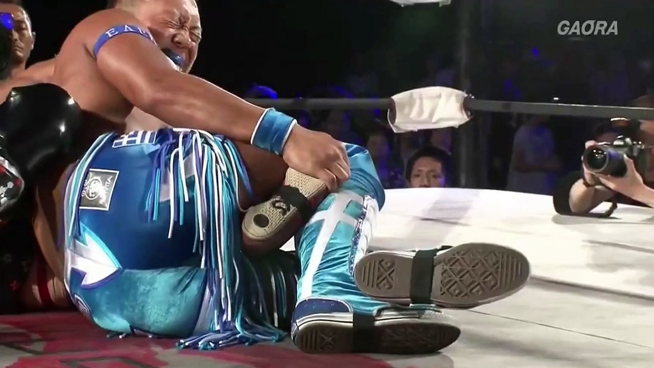 08.05.2016 - Akira Tozawa Vs. CIMA