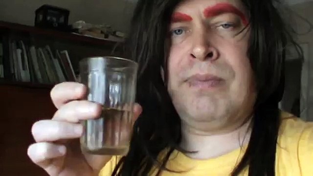 Красные брови — Я воду не пью — значит я не верблюд — видео прикол пародия на актёра