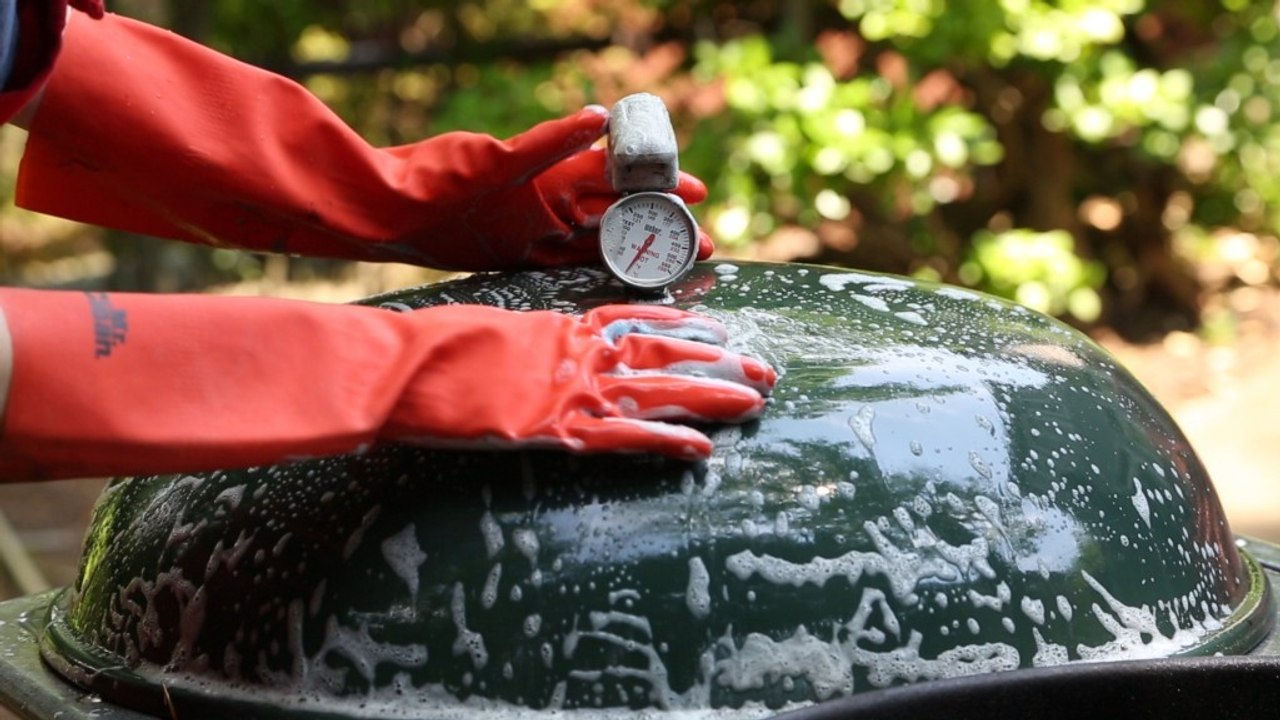 Start summer off right with a clean grill