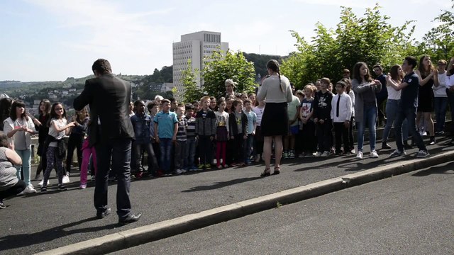 Journée nationale de la Résistance - La Marseillaise chantée et signée par les élèves de Turgot, Clémenceau & E. Perrier