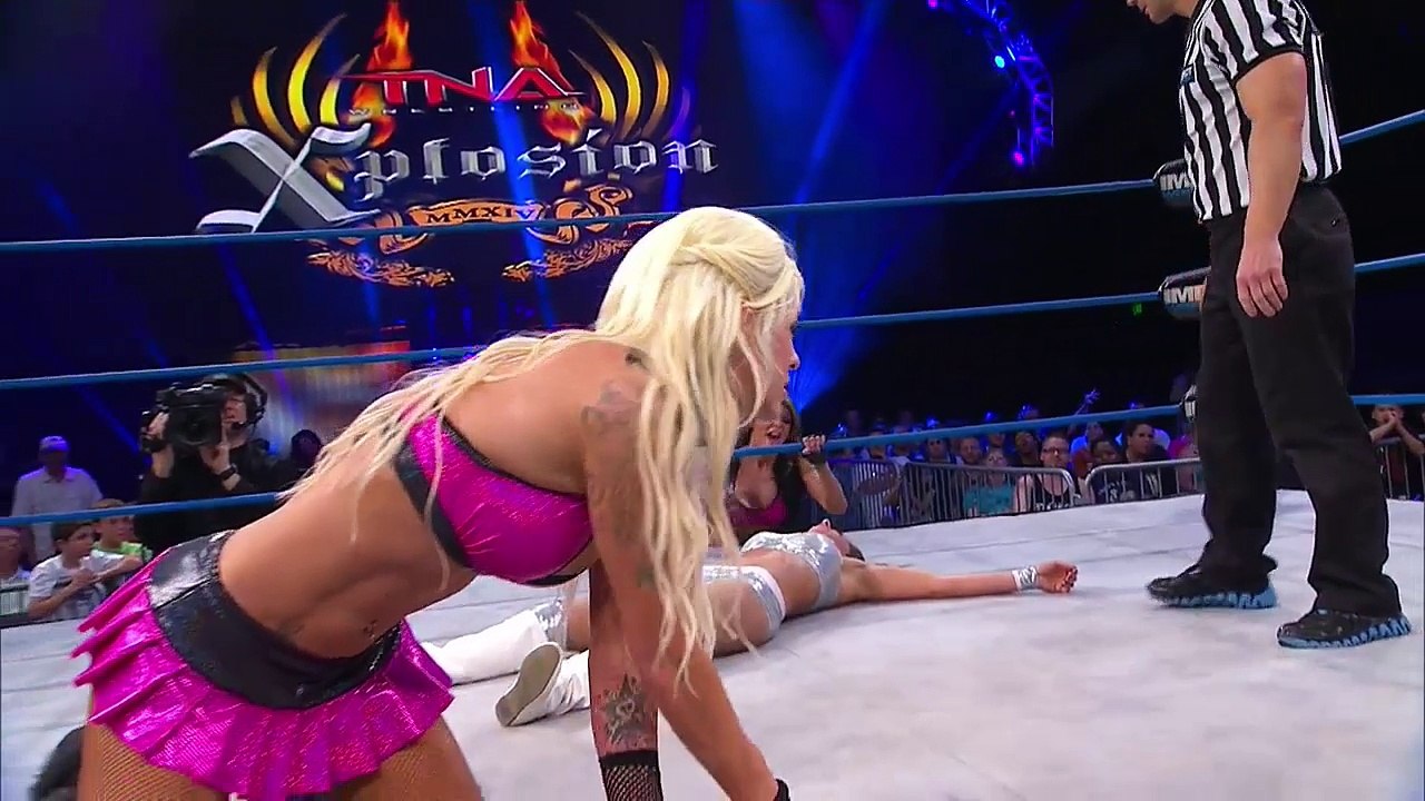 Brittany vs. Angelina Love for the Knockouts