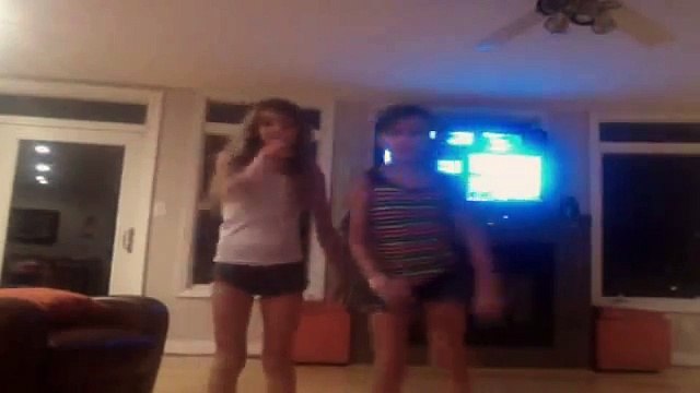 Webcam video from August 14, 2012 9:29 PM