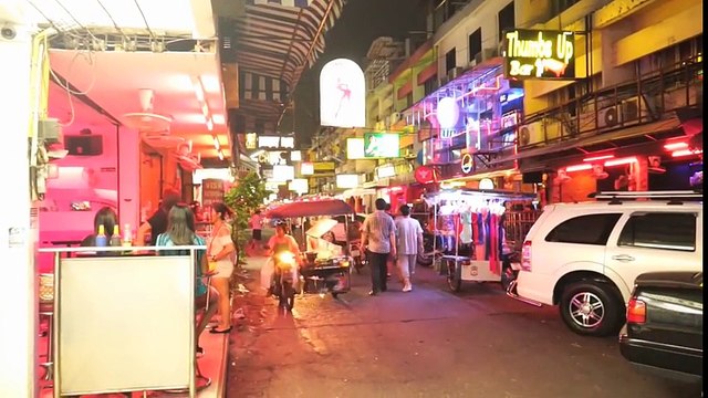 Cute Thai Girls Walking Street in Pattaya Thailand