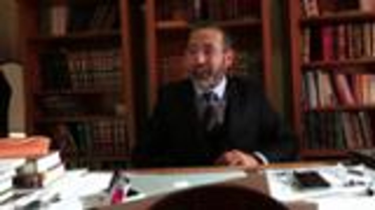 Tareq Oubrou, l'imam de Bordeaux  après les attentats de Paris