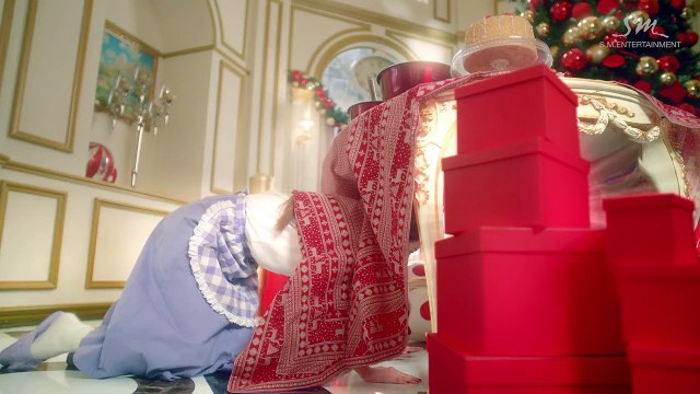 151203 SNSD (Girls' Generation TaeTiSeo) - Dear Santa Music Video (English ver.)
