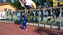 Imolese-Parma, capitan Lucarelli sventola la sua bandiera (16 55 23)