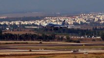 Elal Airlines Boeing 744 landing rwy 26 at Bengurion airport-Israel