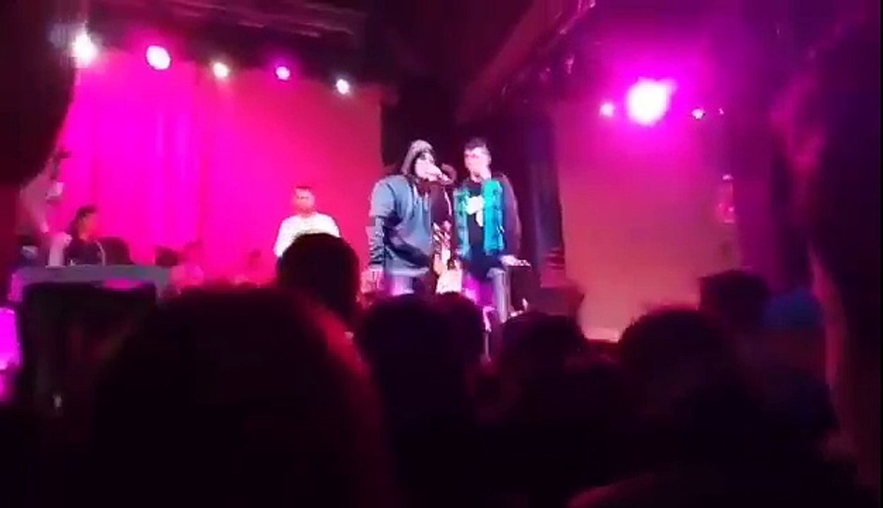 Aczino vs chuty 2016 (sólo una parte) Batalla exhibicion