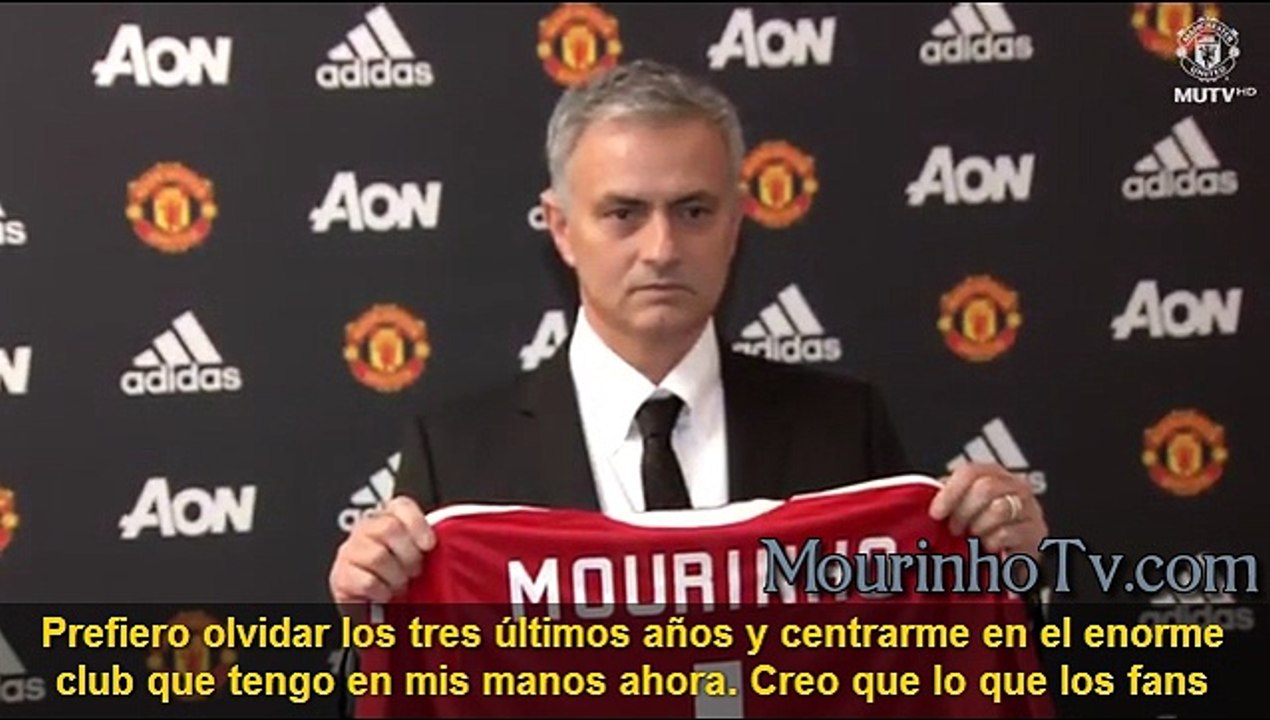 Primera entrevista a José Mourinho como manager del Manchester United (MUTV)