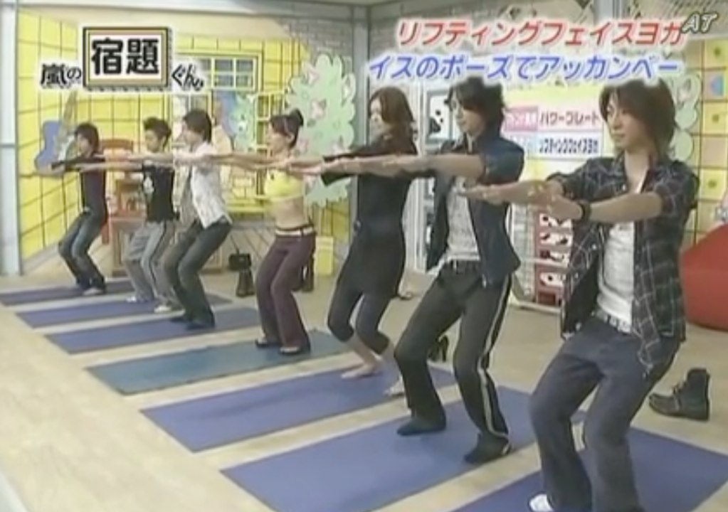 Face Yoga/Slimming With Arashi (RAW) - FUNNY