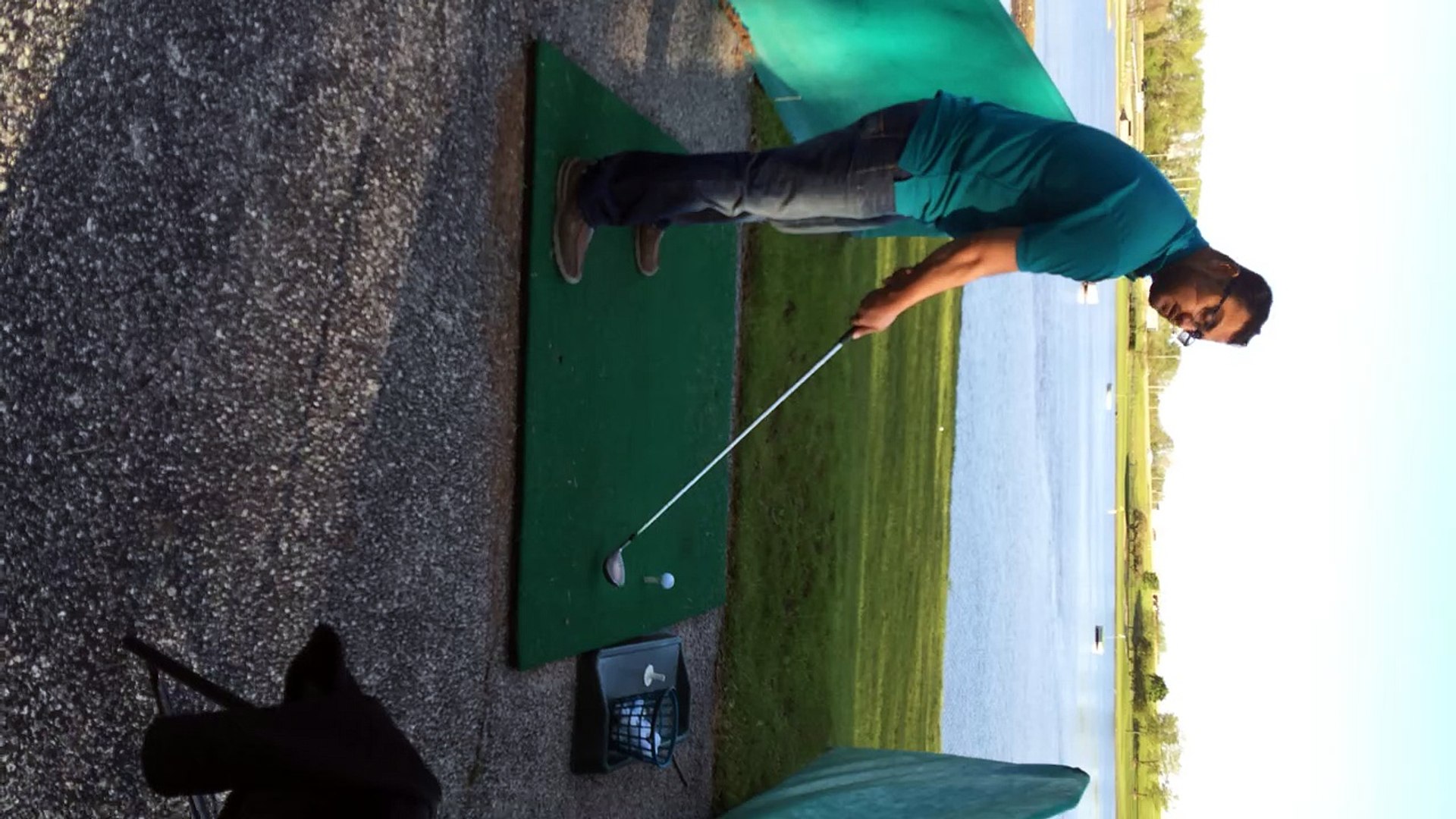 ⁣golf driving