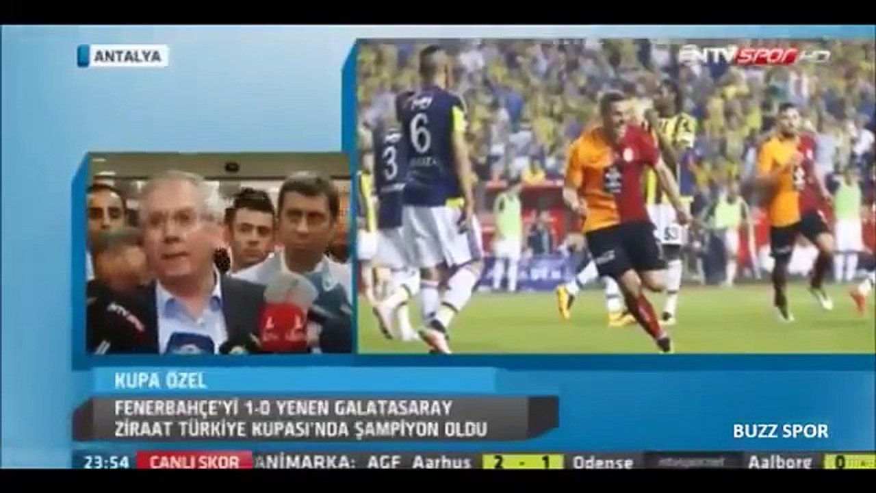 Aziz Yıldırım- Fethullah Gülen'in dualarla Galatasaray'ı şampiyon yaptığı söyleniyor.