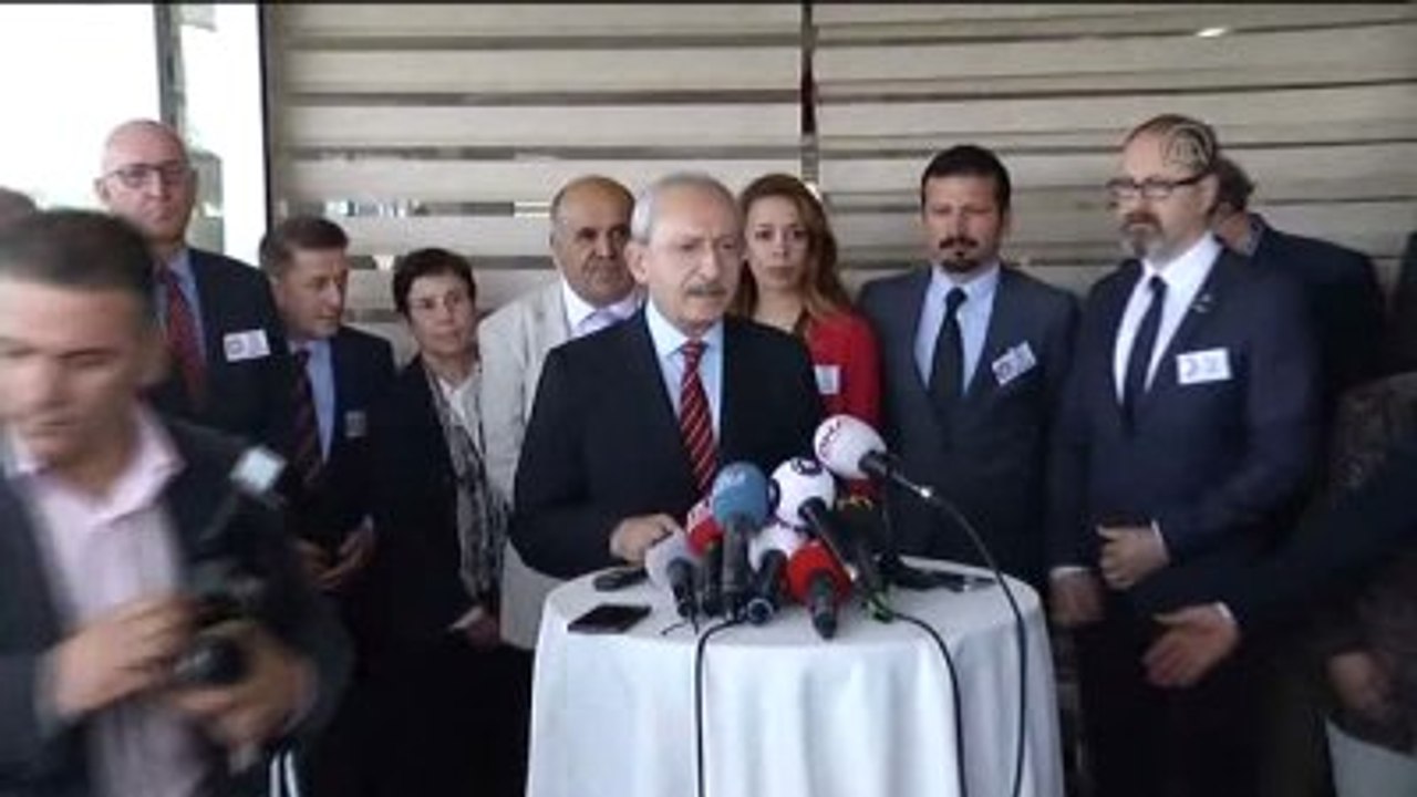 CHP Genel Başkanı Kılıçdaroğlu, Gazetecilerin Sorularını Yanıtladı