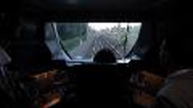 Dans la cabine de pilotage du nouveau TER aquitaine