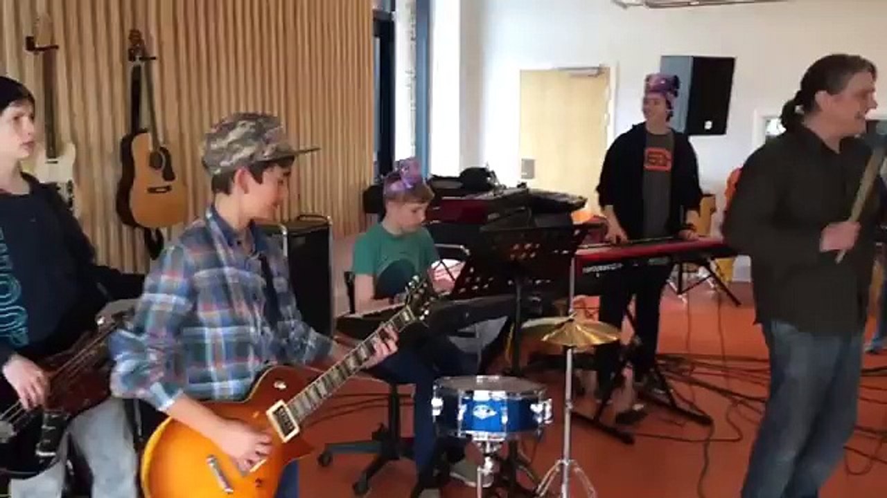 14/15 Lady Marmalade på gymnasiet
