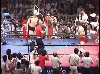 11.09.1982 - Stan Hansen Vs. Terry Funk