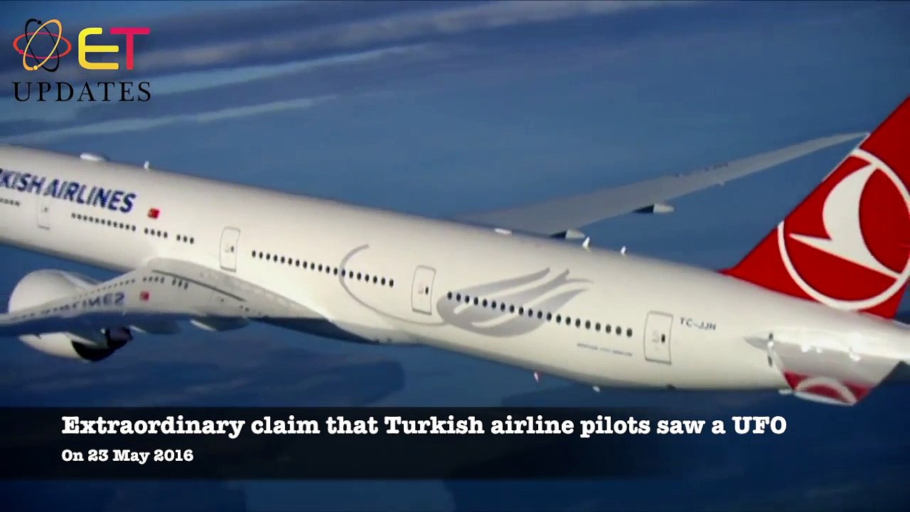 May 19 2016 - Turkish Pilot: Object with a green lights passed above us