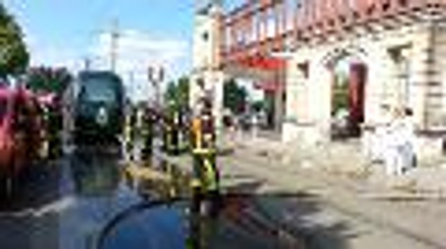 Bordeaux : incendie sur la rive gauche, des habitants évacués