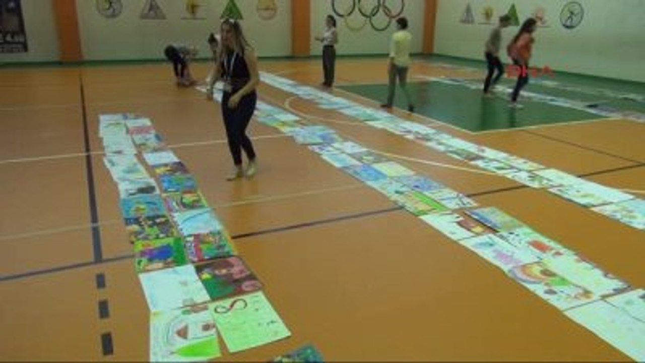 Mersin - Geleceğin Ressamları Jüriyi Terletti