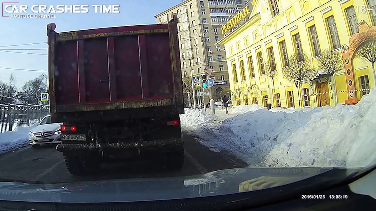 Car Crashes Compilation - January 2016 - Episode #107 HD