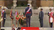 El rey recuerda a los fallecidos por España en el Día de las Fuerzas Armadas