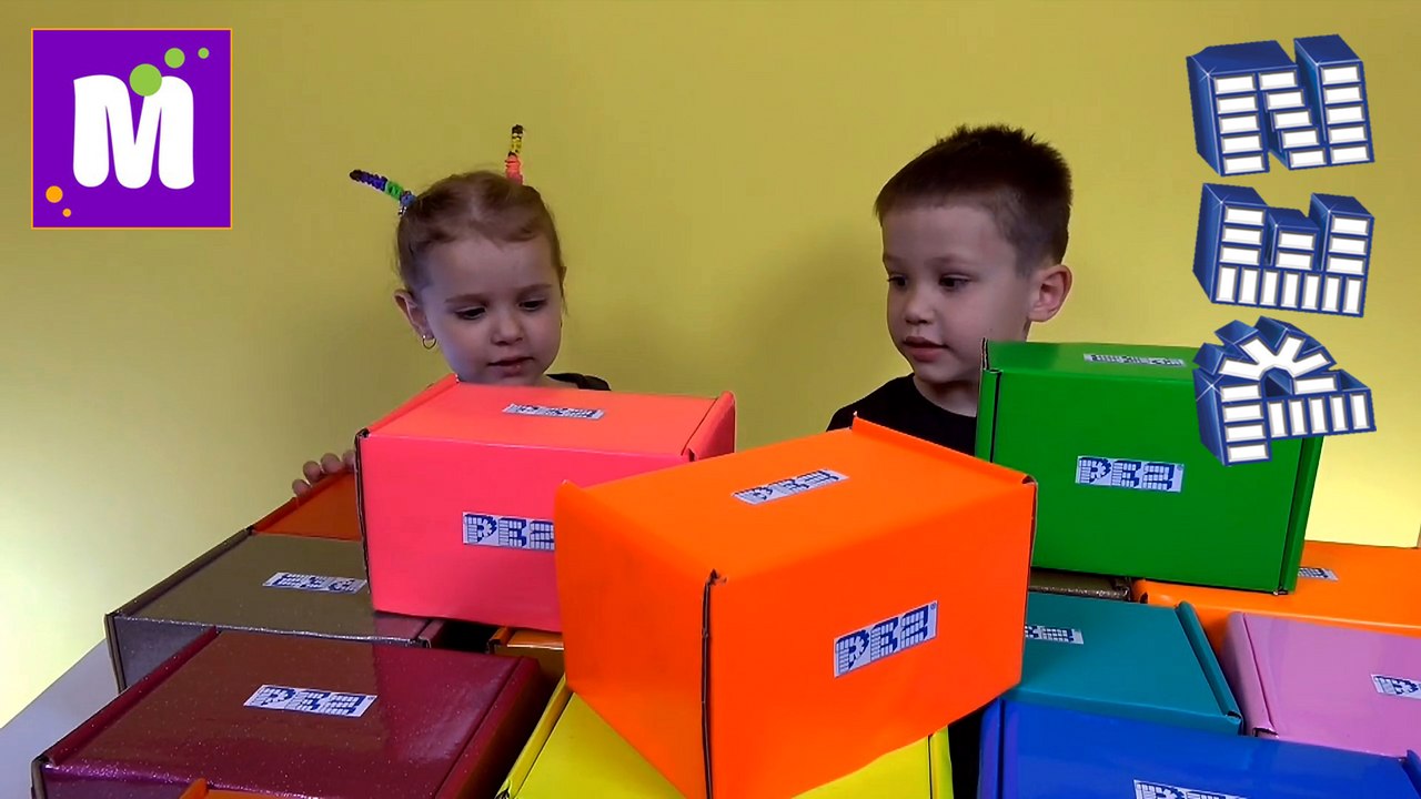 PEZ челлендж ищем конфеты и игрушки на канале М...