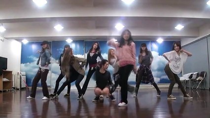 SNSD - Mr. Taxi Dance Practice