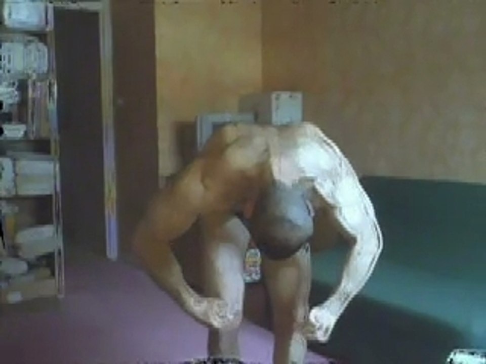 Posing39ans