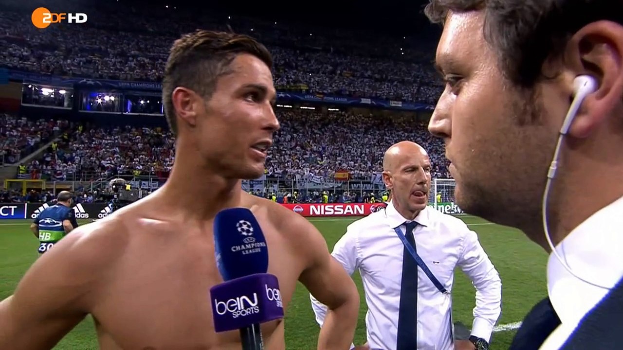 CR7 winning C1 interview in Germany with 6 packs
