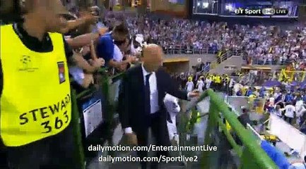 Real Madrid Celebration Trophy Ceremony Champions League Winner 2015-2016