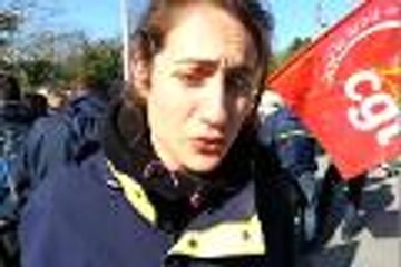 Manifestation à la Poste de Bordeaux-Caudéran