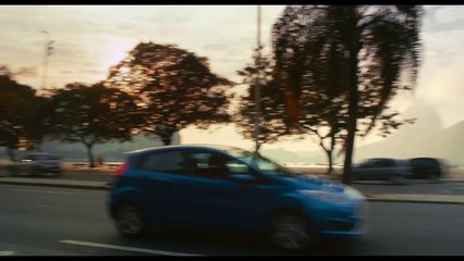 Uma Loucura de Mulher (2016) - Trailer Oficial